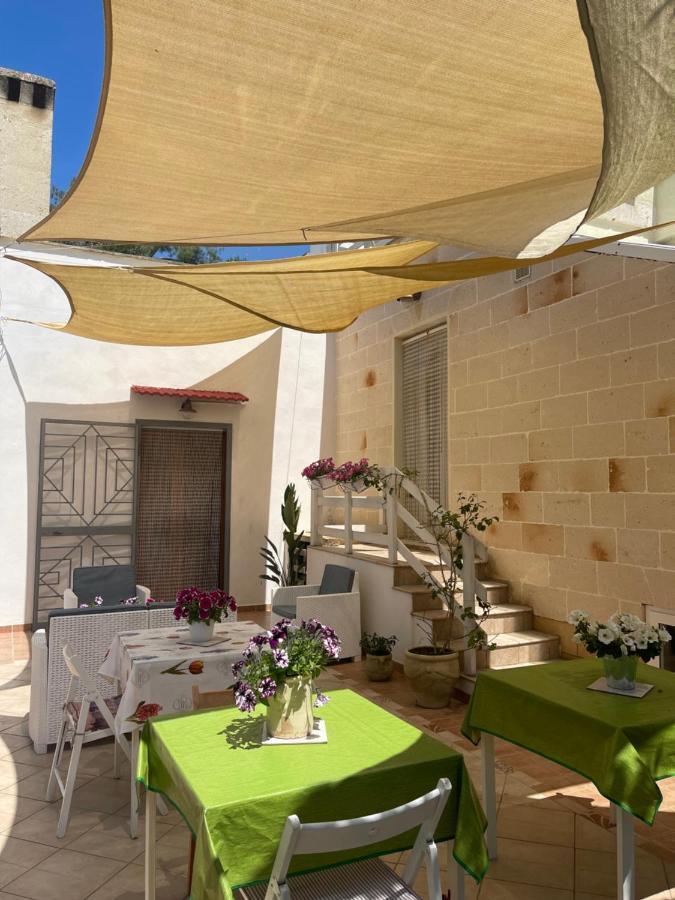 Antico Casale Il Sambuco Bed & Breakfast Manduria Exterior photo