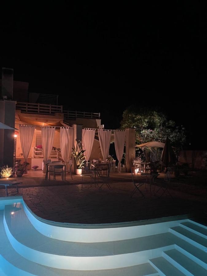 Antico Casale Il Sambuco Bed & Breakfast Manduria Exterior photo